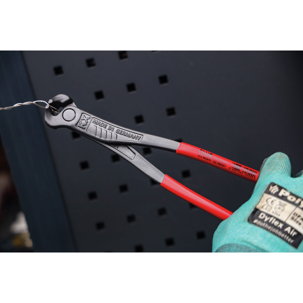 V4HCDC210AAA0232A26D3A5F8A5193240DER6614937P5