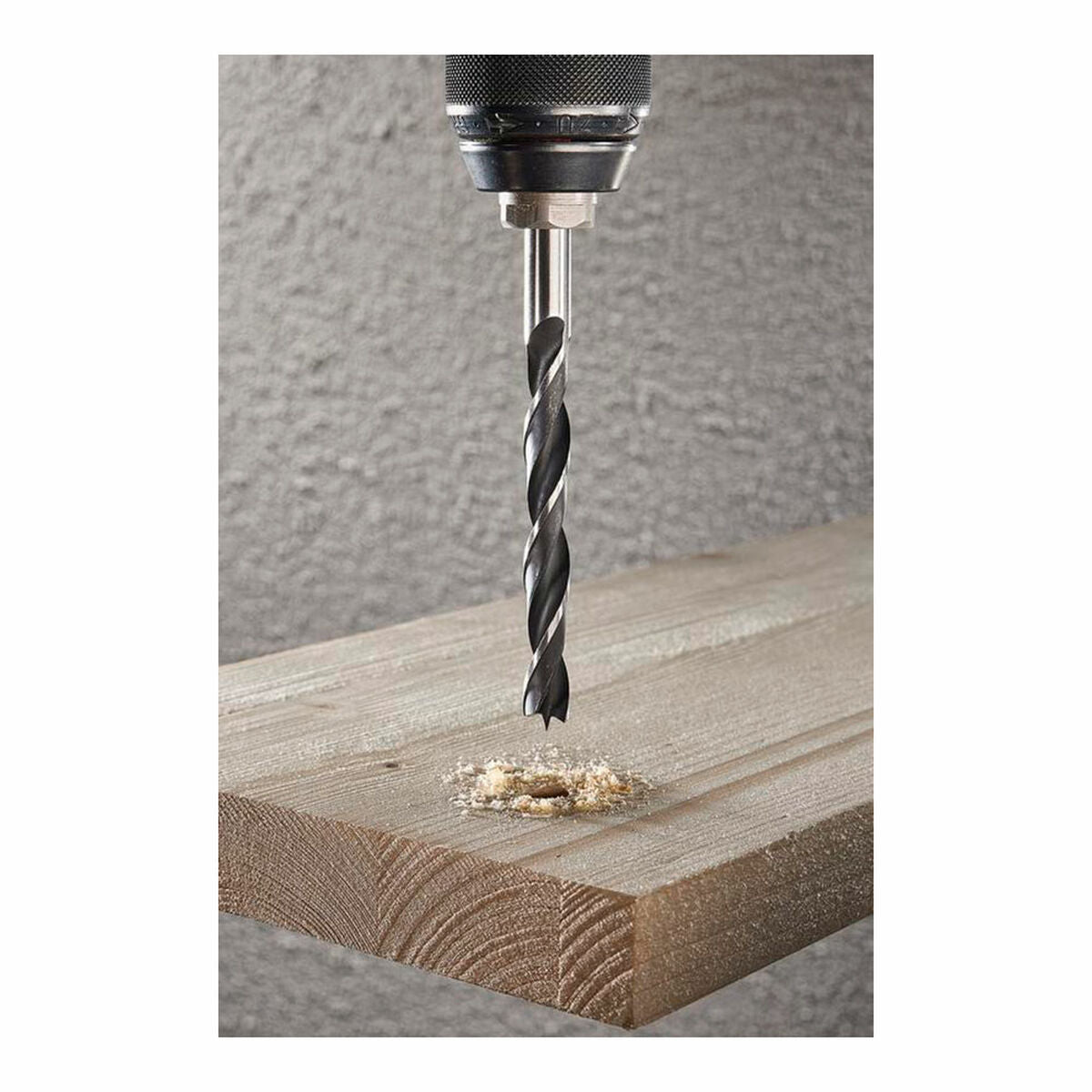 V4HDA570C464889AAD307B570E1A1B30420R5823651P5