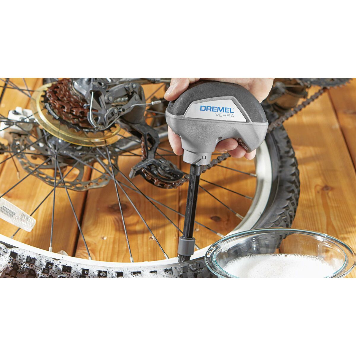 V6H030E9F0E600683EFE05B5749C74690BER2600246P3