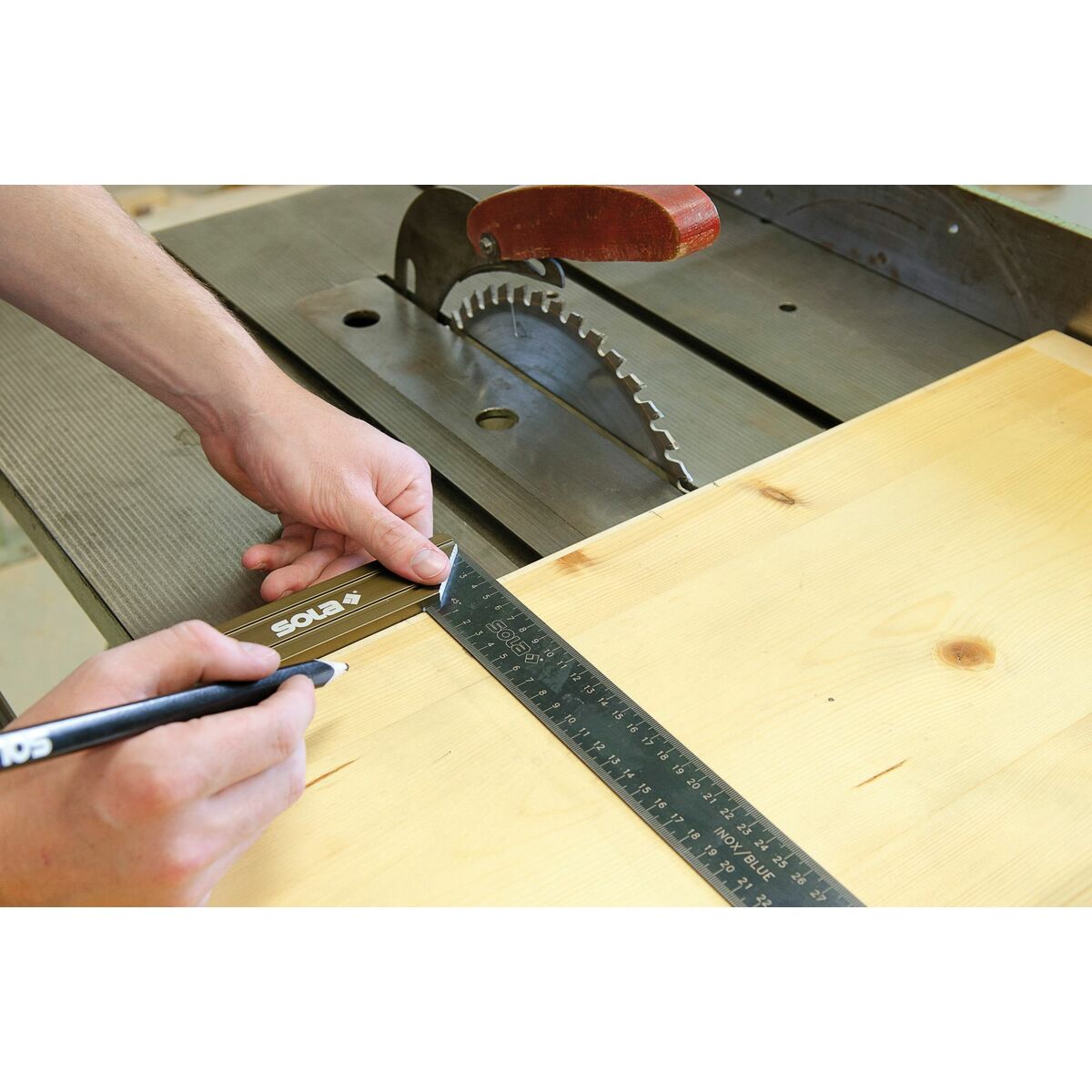 V3H7F6AFB7A751590BBF006103C6EC89F8CR6968975P3