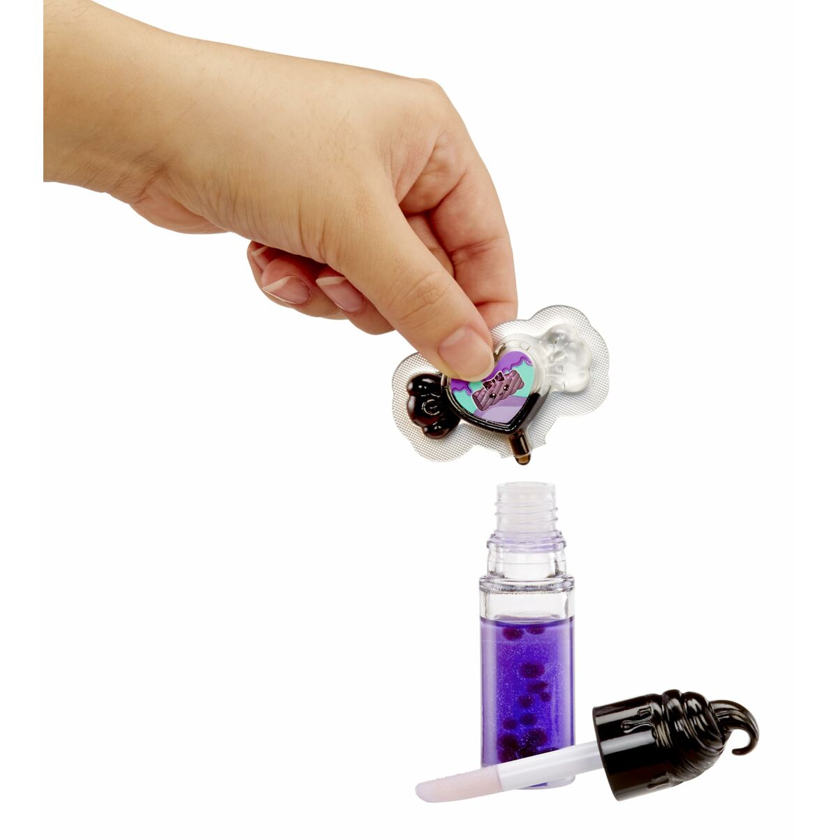 V4H6267C5DF36728BADE107E557A8343F7AR6477708P5