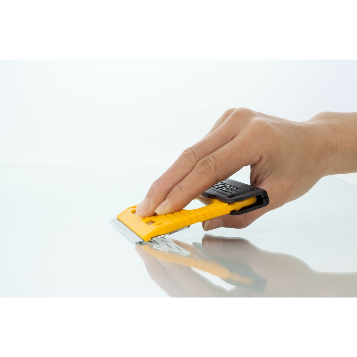 V4H01A2D00E543A9D300A87D27DE3362C89R6601688P6