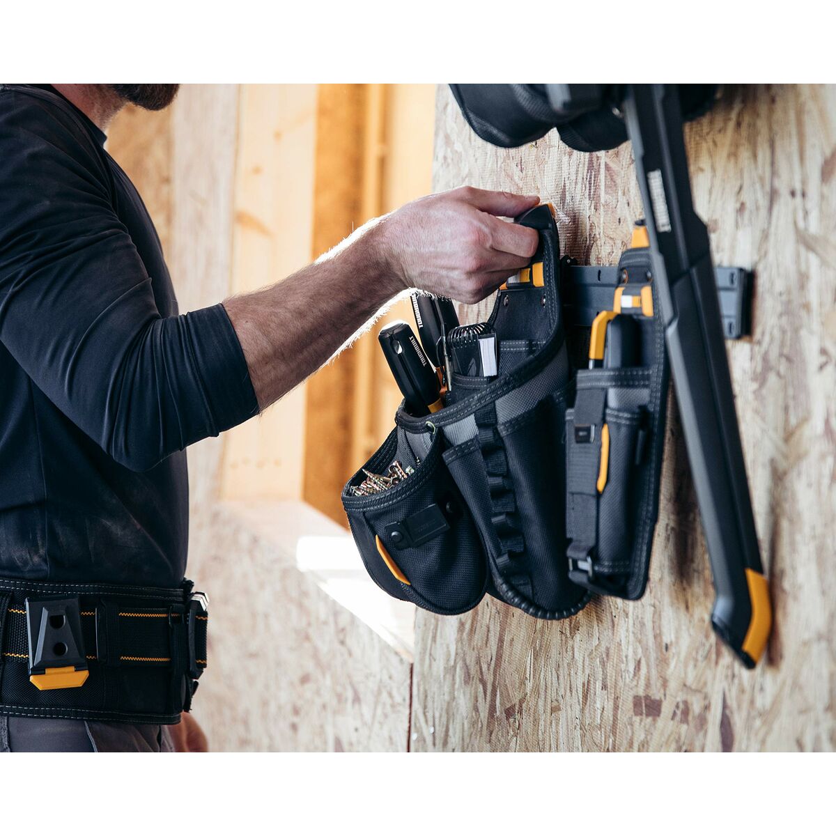 V7H4909E6D9FE1D457E3386B6B81C5A2237R4268228P5