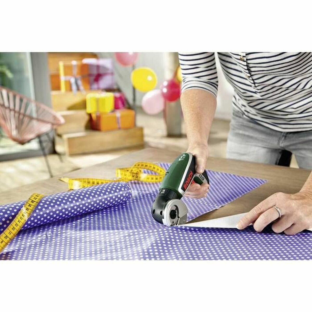 V5H6826E144B54C93965D3C54D3F04714F0R6136345P3