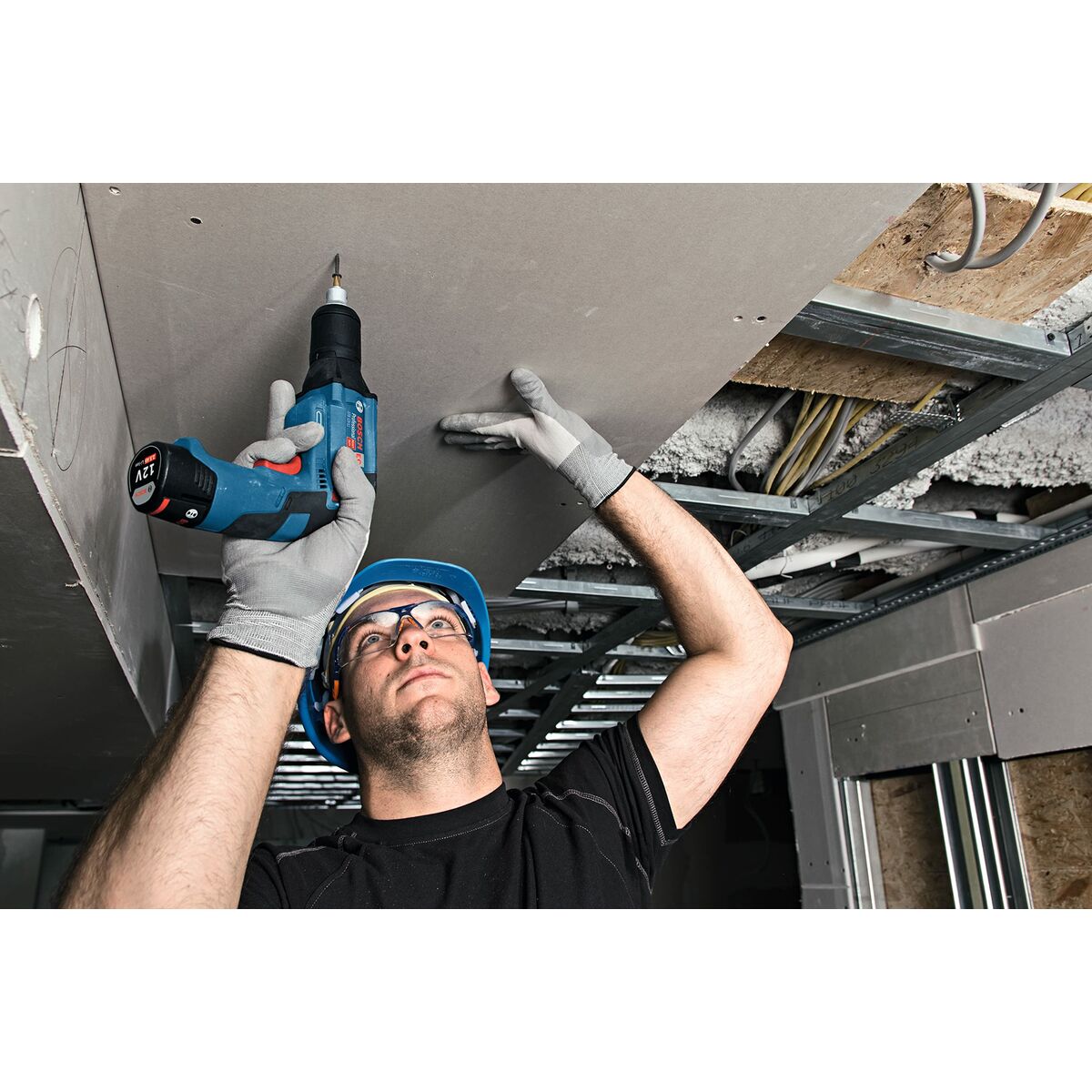 V8H1C685878DB0E4FA5CE9277E5F2628046R6402233P4