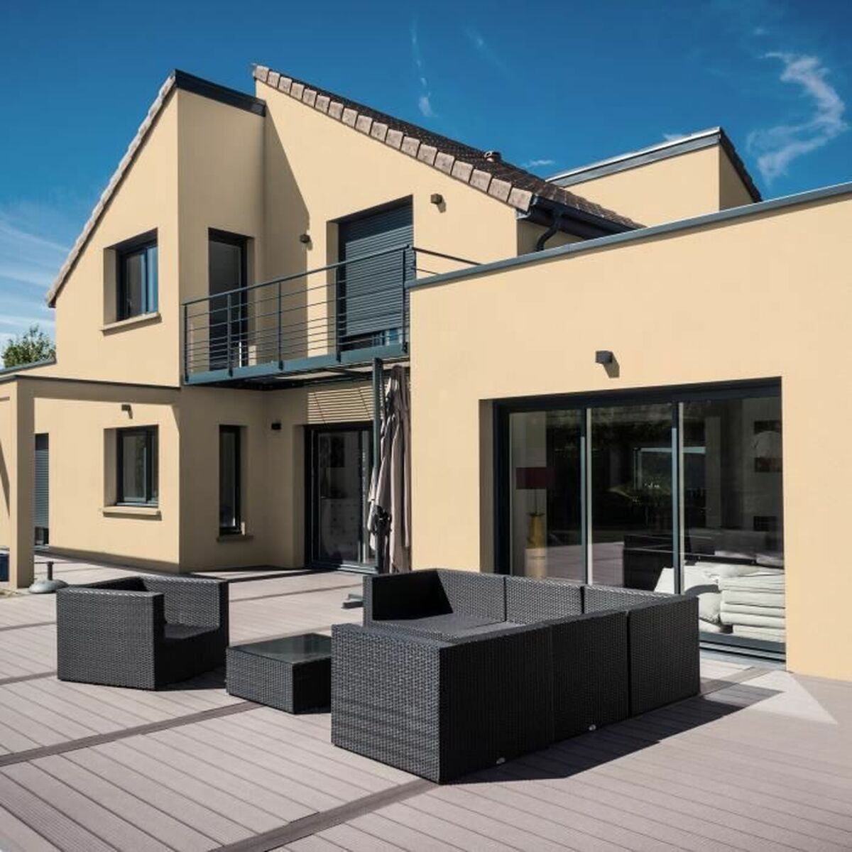 V6H29C0DAABAB0608566D9756D137C73D81R6663285P3