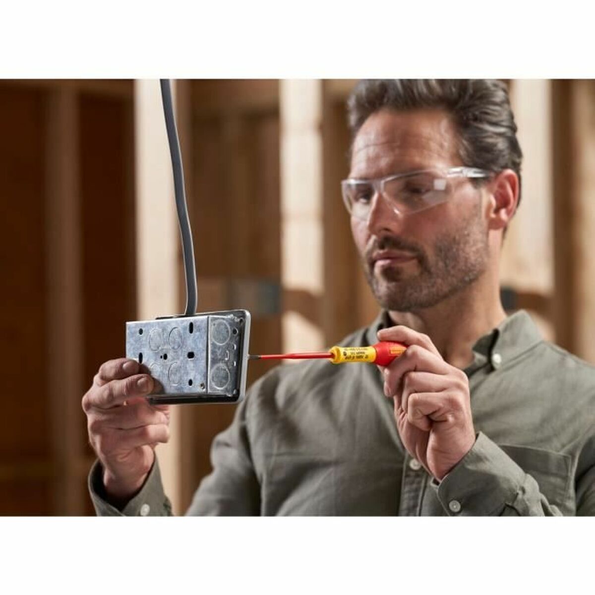 V5H1B0B40B87D71A5FAE075DF48A927FE46R5169983P4