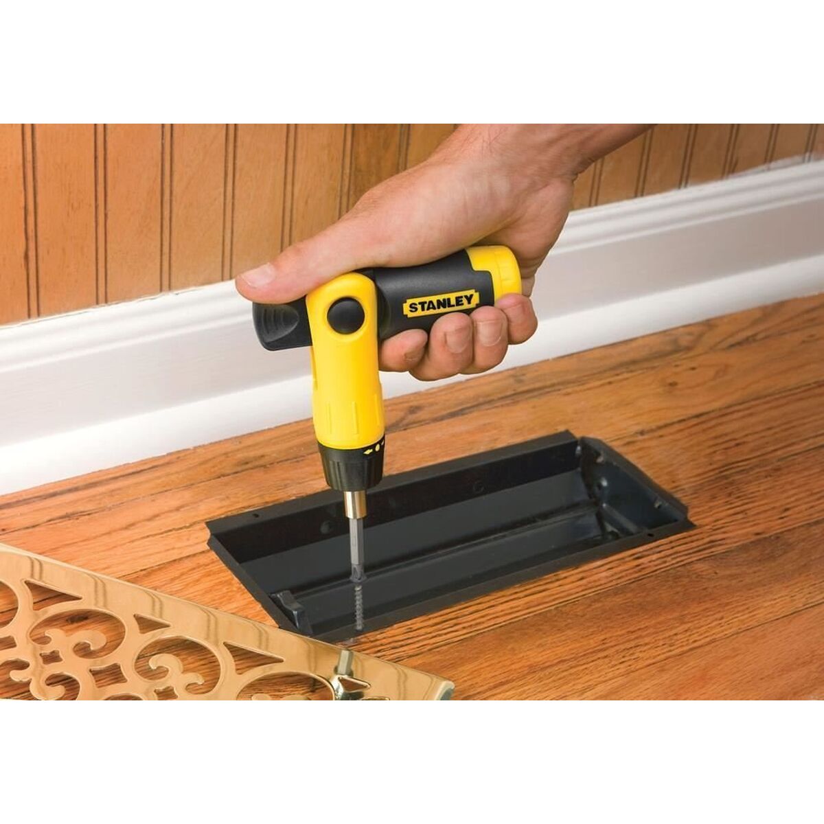 V3H70F8BF17D0E6E5D8B952054AECF9C28AR7408456P8