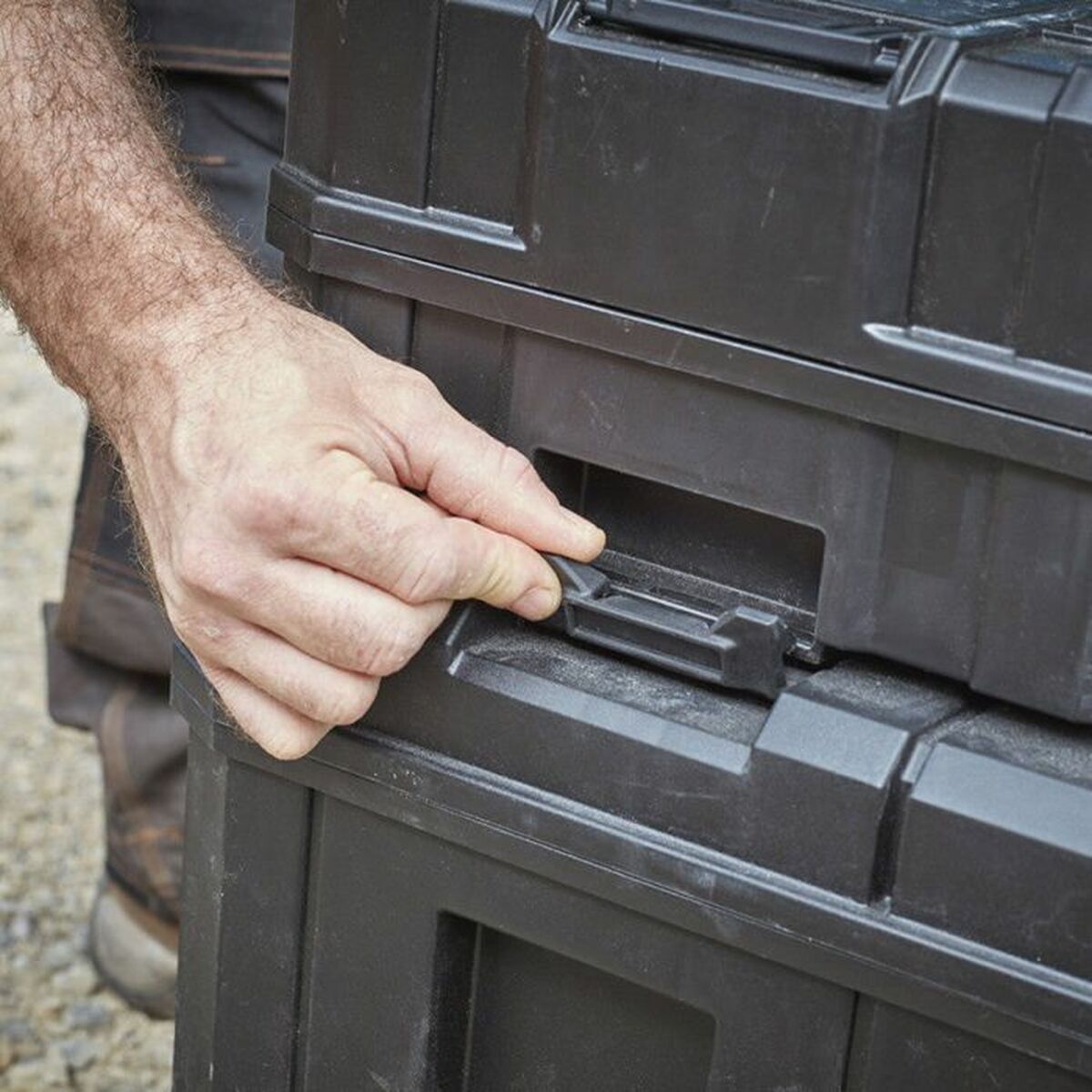 V6HDEF4DDDF77EAB77528DD2581326840B8R7255219P4