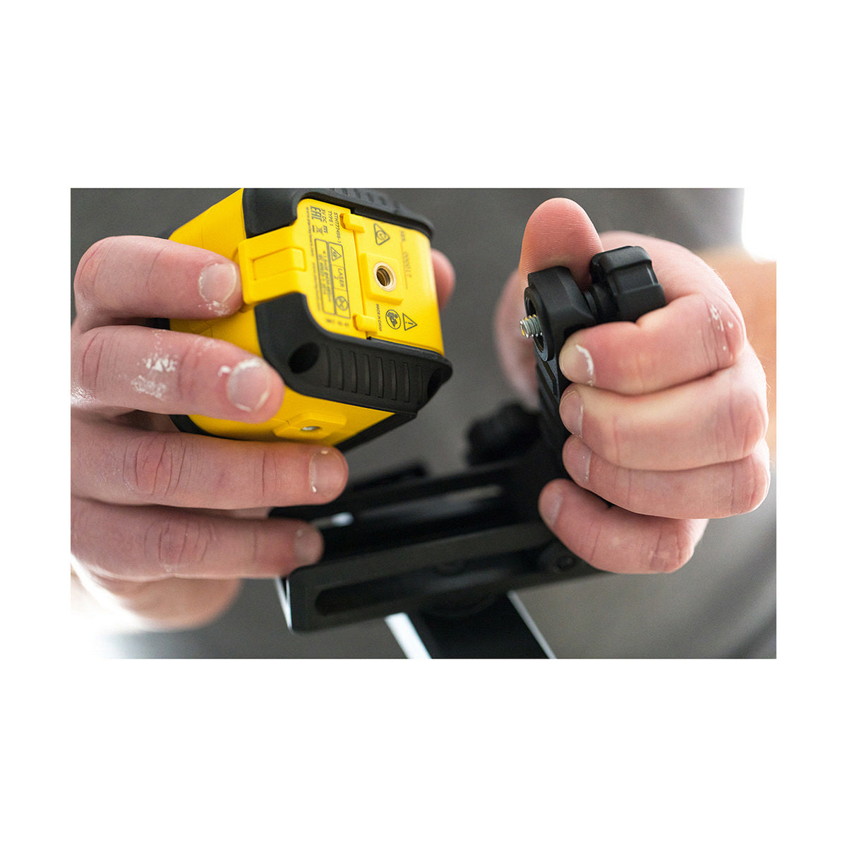 V9HE8219085DF2C9B55B9E0FCDCF9400E33R3334926P2