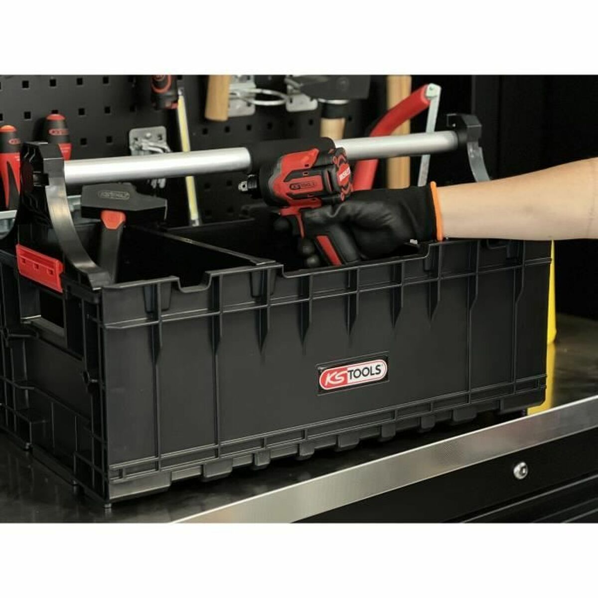 V3HBAA8B7BE5B16F374794BCEE957A5C7C8R6120409P4