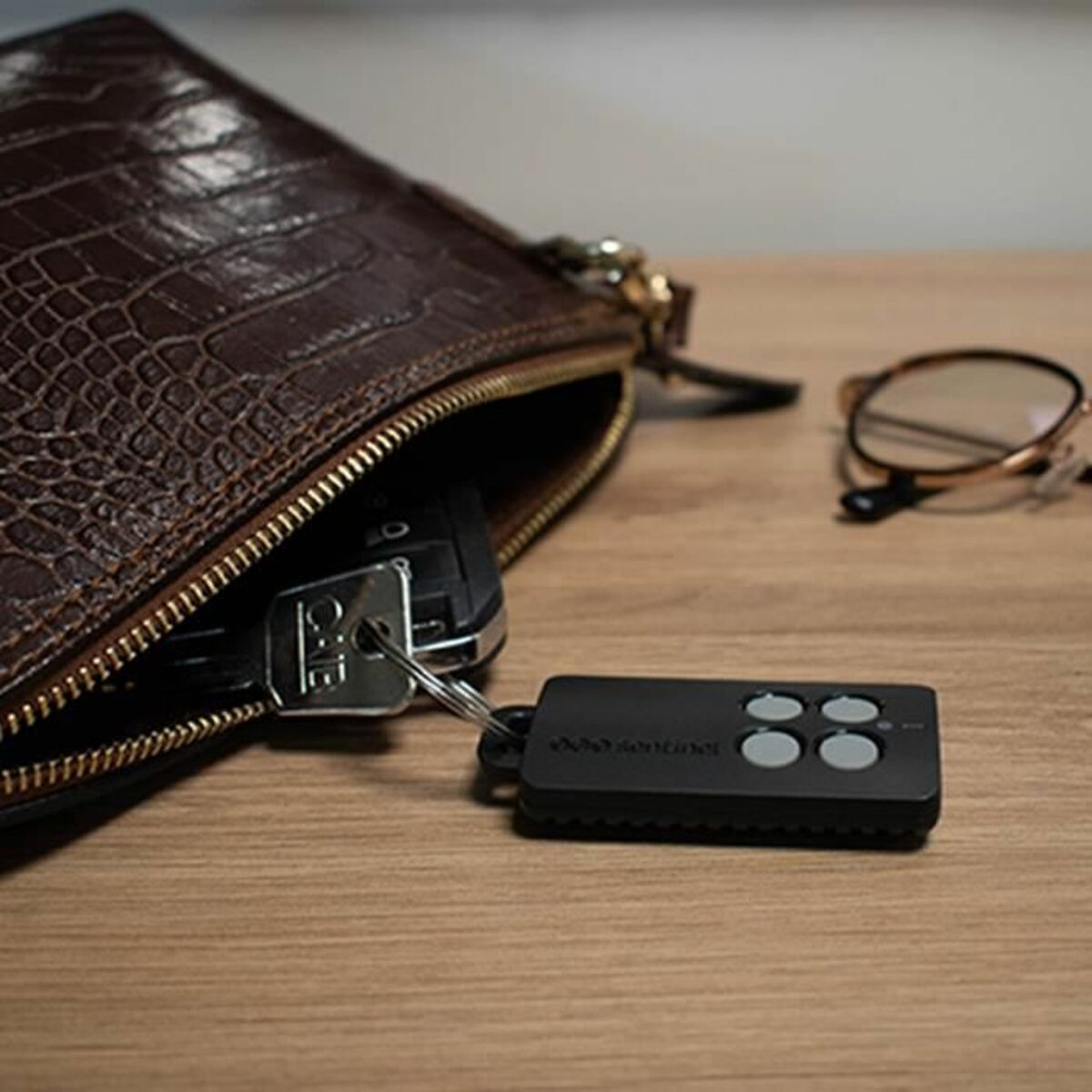 V4H8CD7A45F8BA516145233BFF99C32D5C2R4379933P5