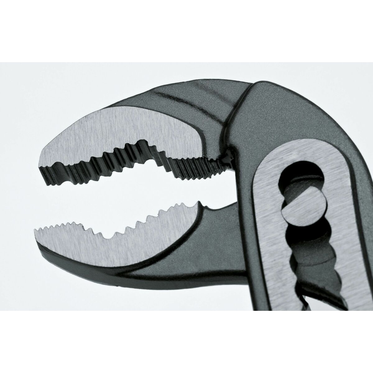 V4HAB1E6273F2972722D52FD9741AFA440DR6615982P6