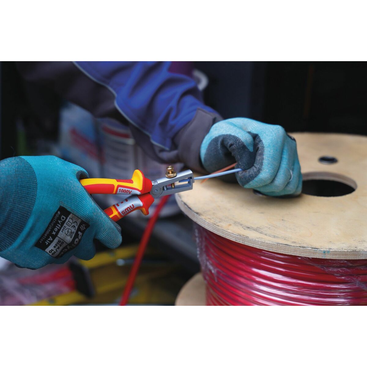 V5H938EC1D35AB90C56E6435145FF65B786R6616529P7