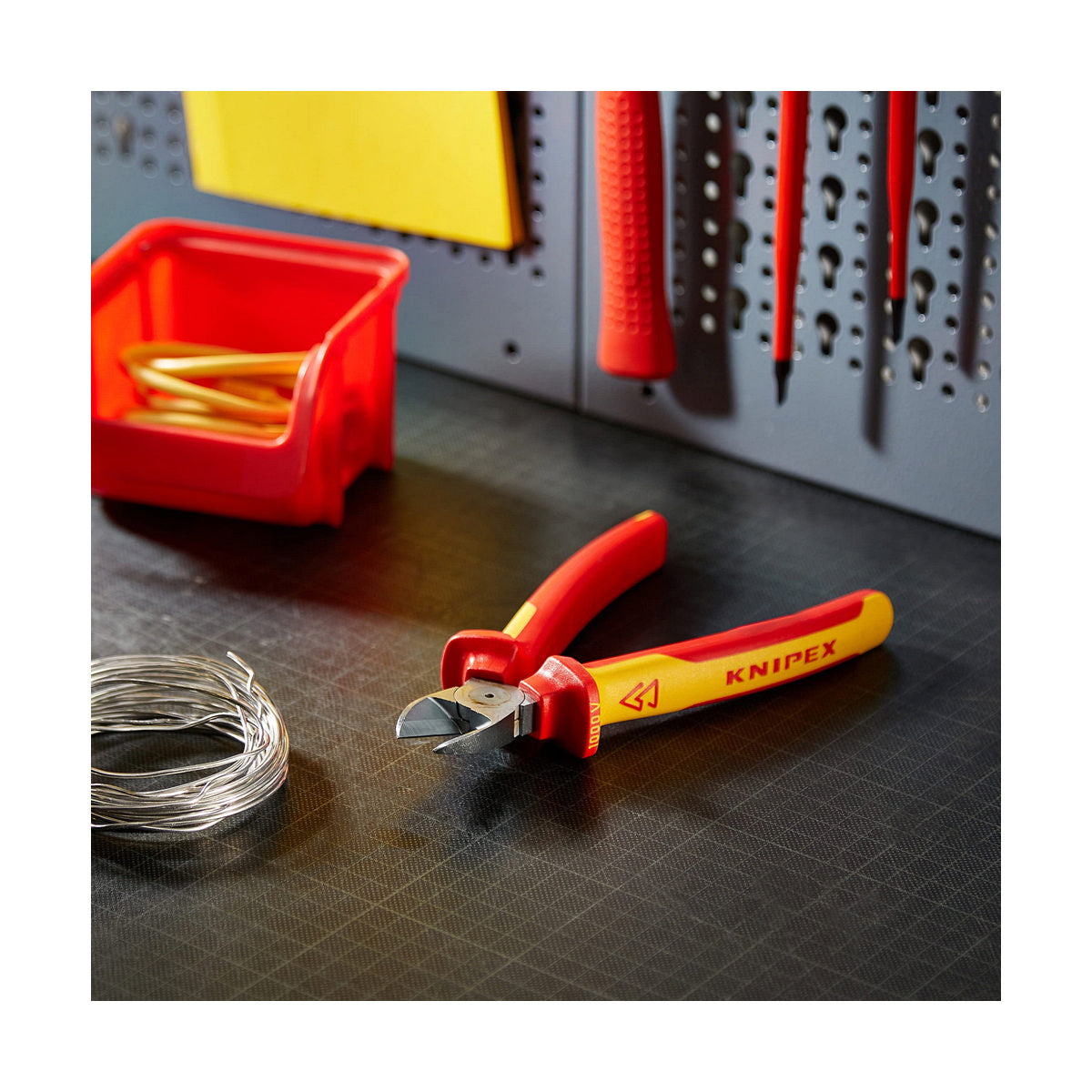 V9HC55F5F5D8E9BA5ADC8FCF93B7B60BC10R3449845P7