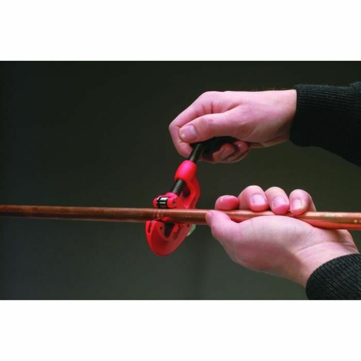 V5H210A750895E539EB390282FE1FFF465DR5169818P2