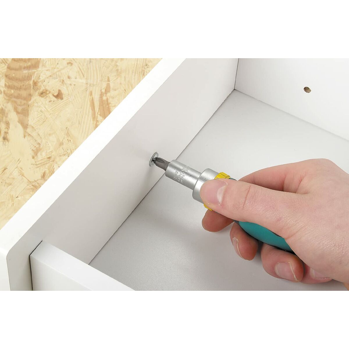 V11HDBC1A83BAD72D5E760E319E16F51C9DDR6898796P7