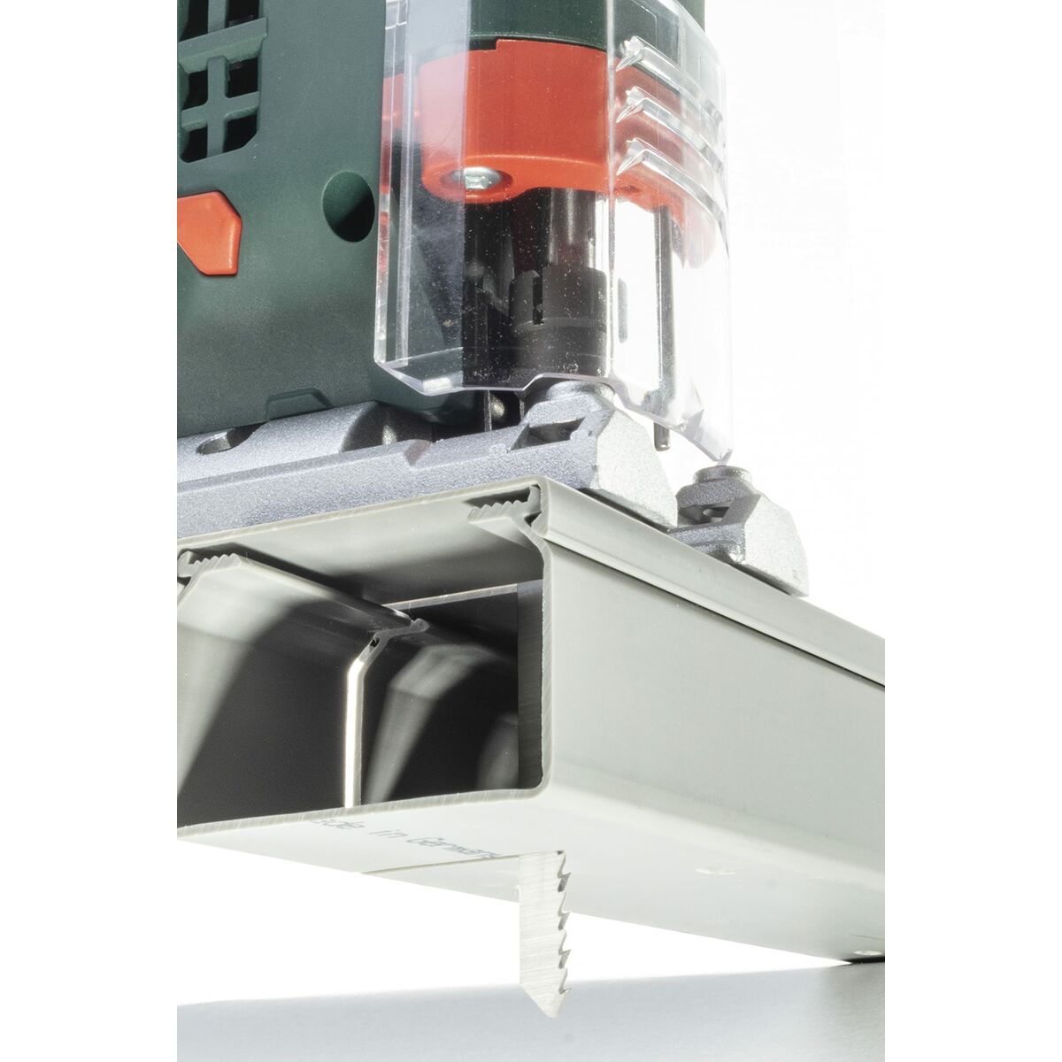 V7H4509C2D82D3821BFF36C1543D3EDC39FR3447683P2