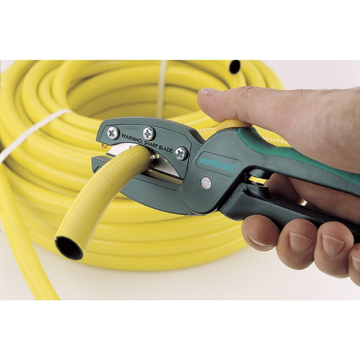 V8H9E15F6EC4D656C3884374B2D1A83C00DR3447782P3