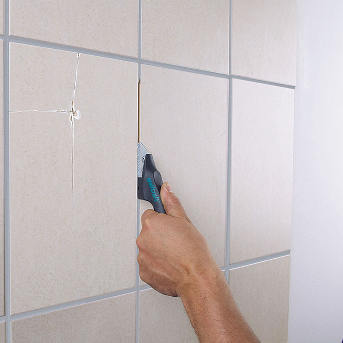 V7HA90C99EA1F8C2F722F1BDF02271EE703R3943008P2