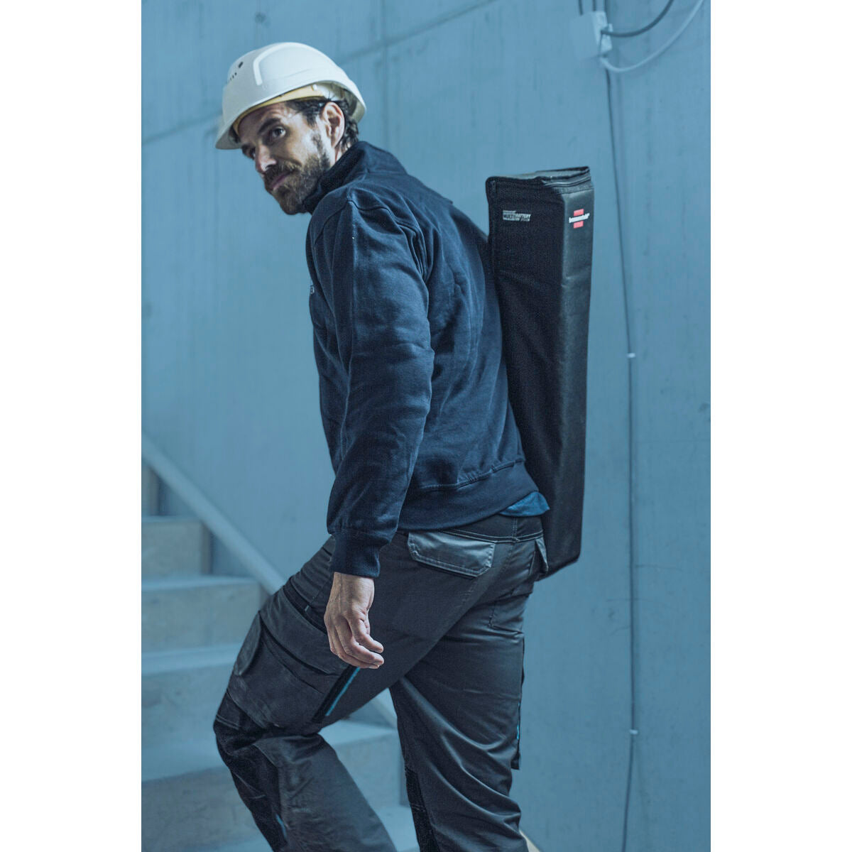 V3H7E93DDF082D36DB1A930D32F075EEF73R7198814P6