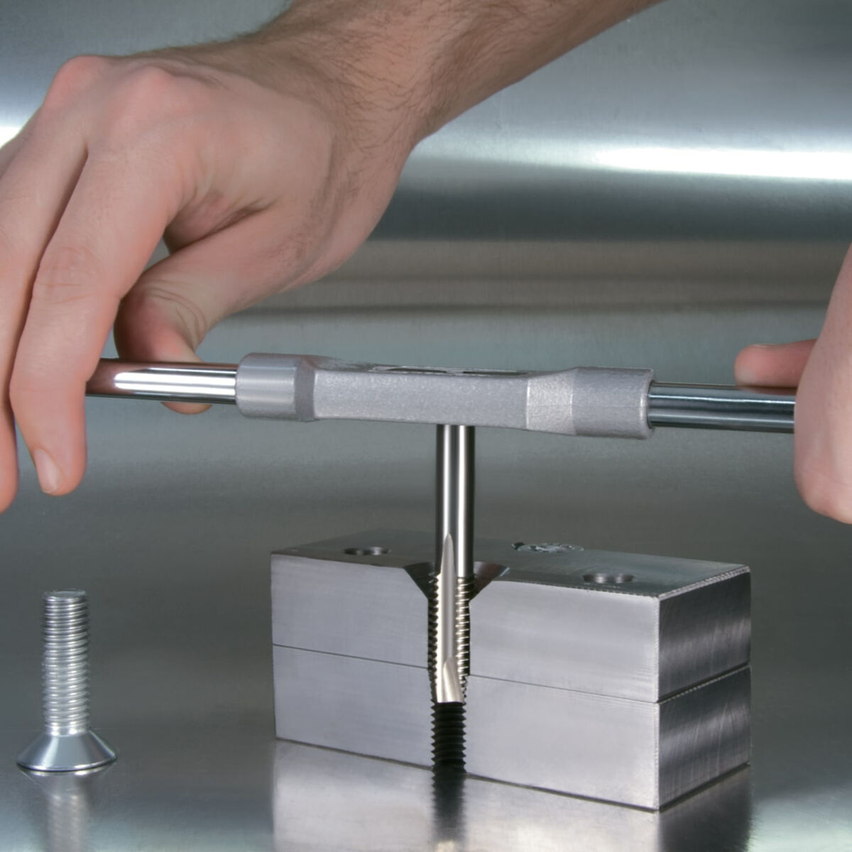 V3HA19D9EAB32FE7EAA95077C3220DF45F0R6969590P3