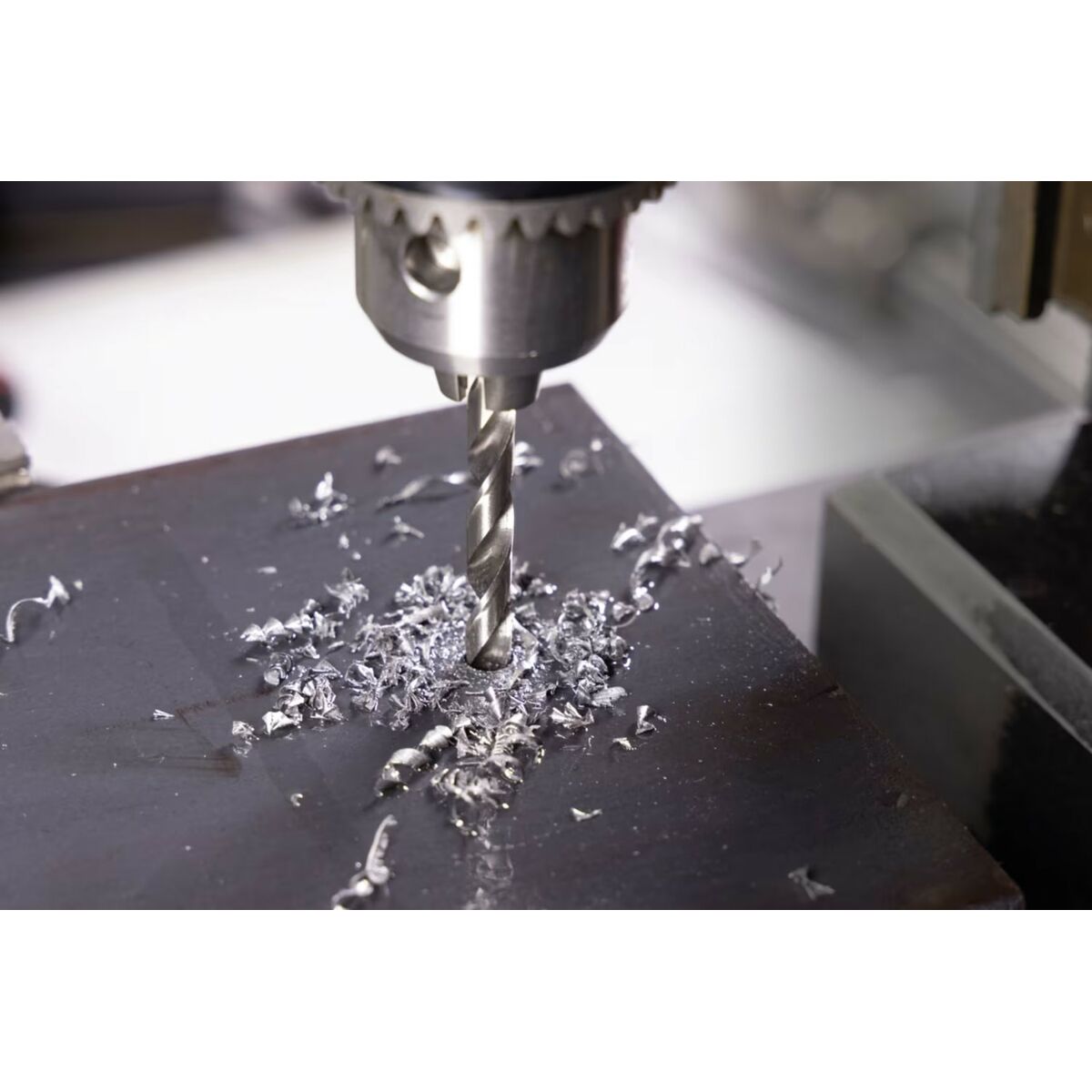 V3H3970A8EA88FE8279E28DE0C42109B29FR7055602P4