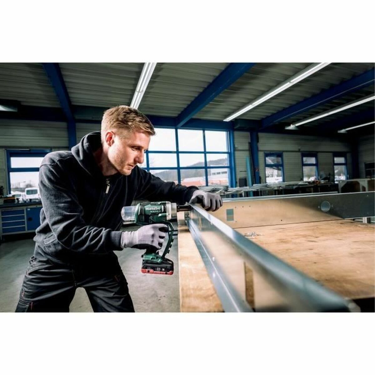 V9H9F7D0D1AFEE40CD1BEA883A13D00DB23R7233473P2