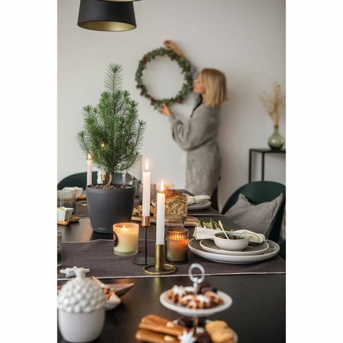 V4H0EA1C77EDC20D1E6B3B412A8012DAE9FR6833996P5