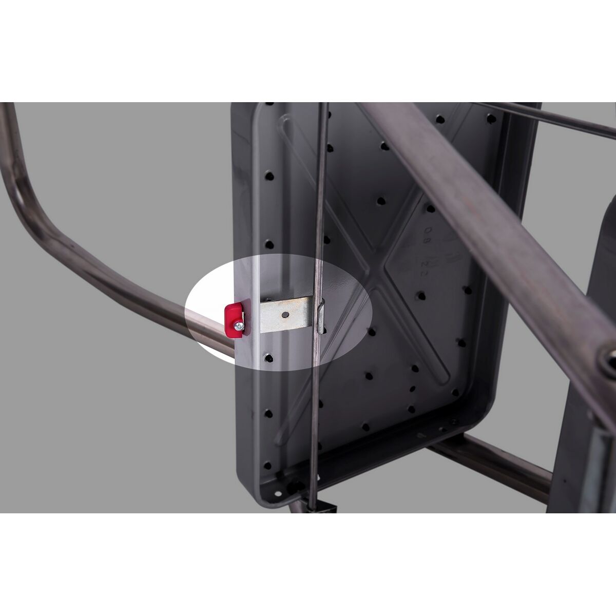 V6H43C9AA4A750DF1D5BF05FB601F8780F4R3891209P8