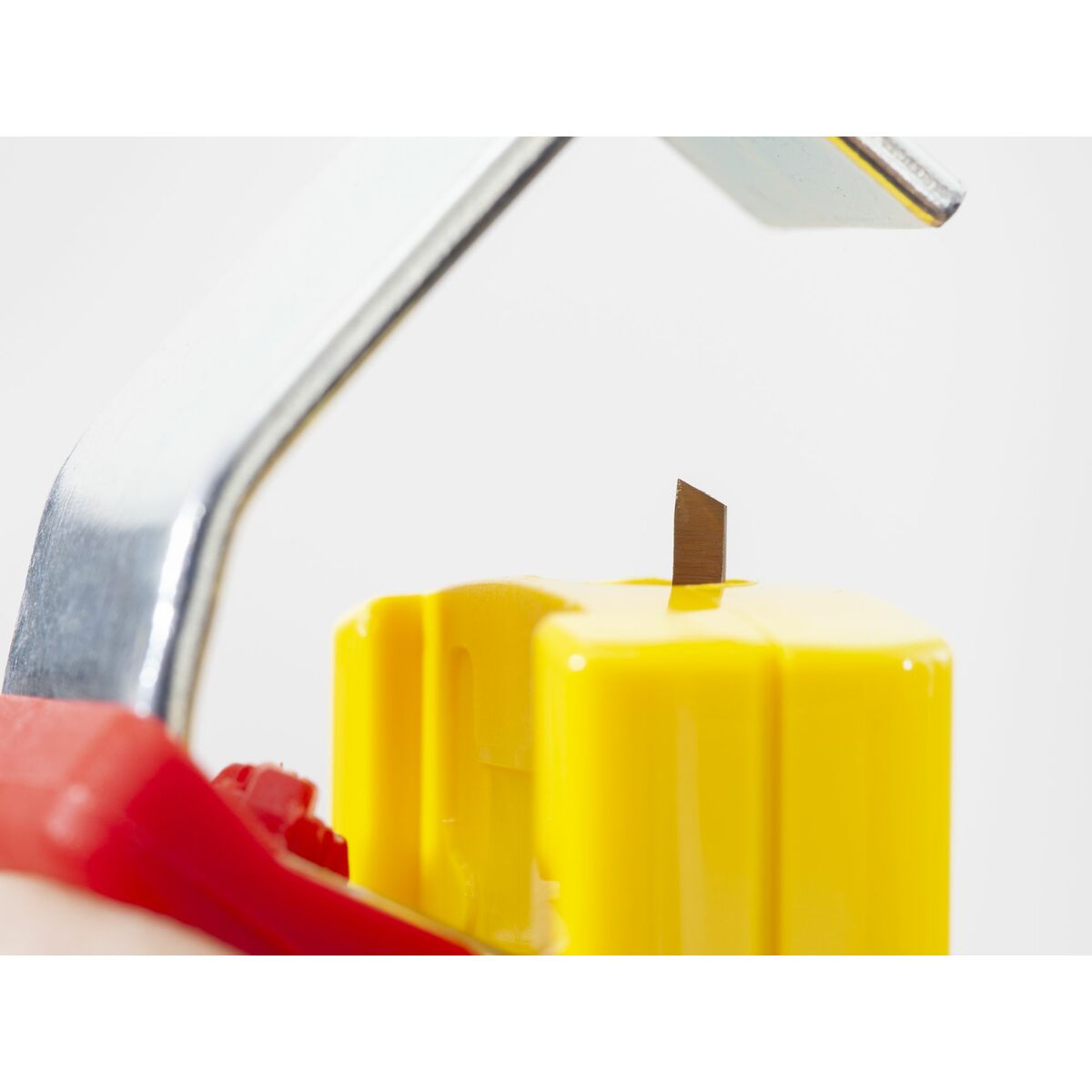 V4HE1A0CA682CED0509AE8A267557B39937R6616380P5