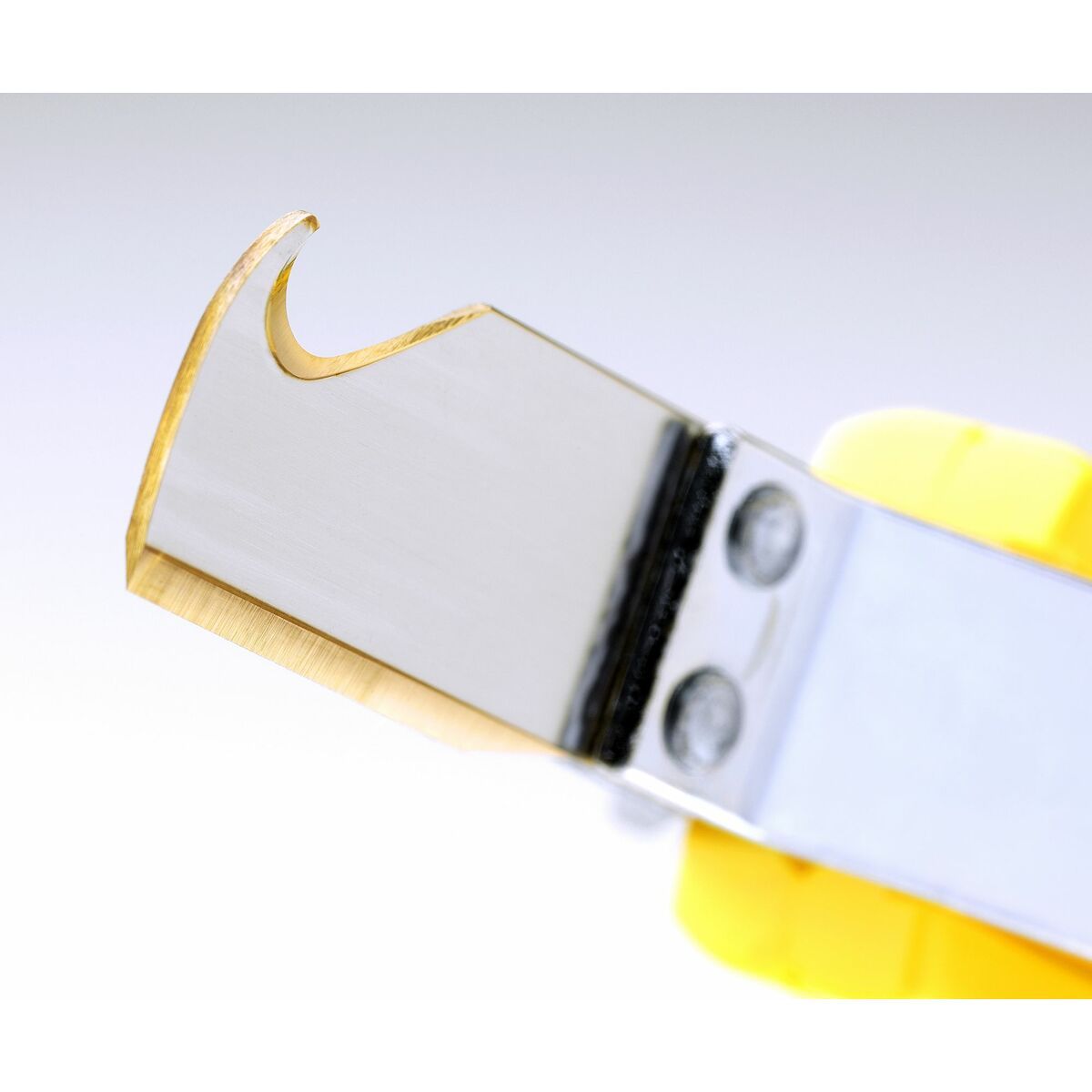 V5HB4F601598185EC3CA8D1B999709A04D4R6620927P4