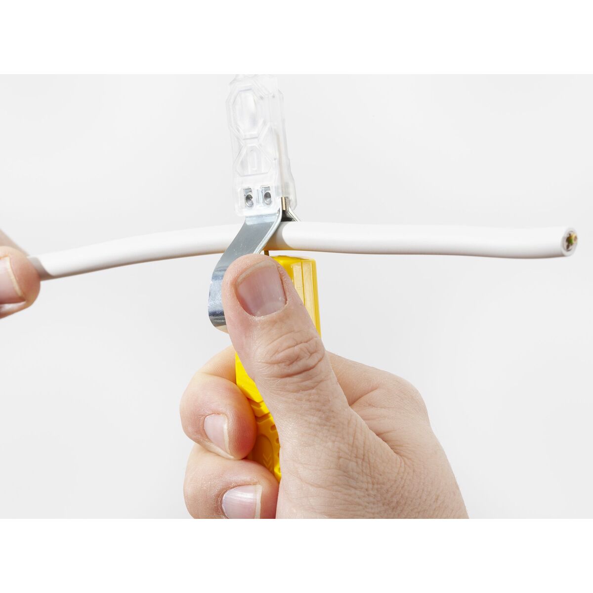 V4H8C5DC662F4AF86DA950F412F7A0BE43BR6622526P3