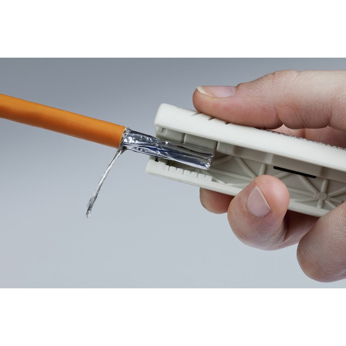 V4HBFD9C0A90C91145334F82CDD283A66C9R6629987P4