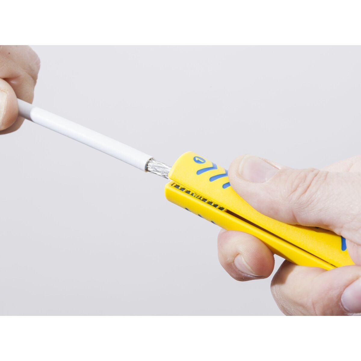 V4HF27C6C44129688FF36D6CB911E4B602BR6630014P6