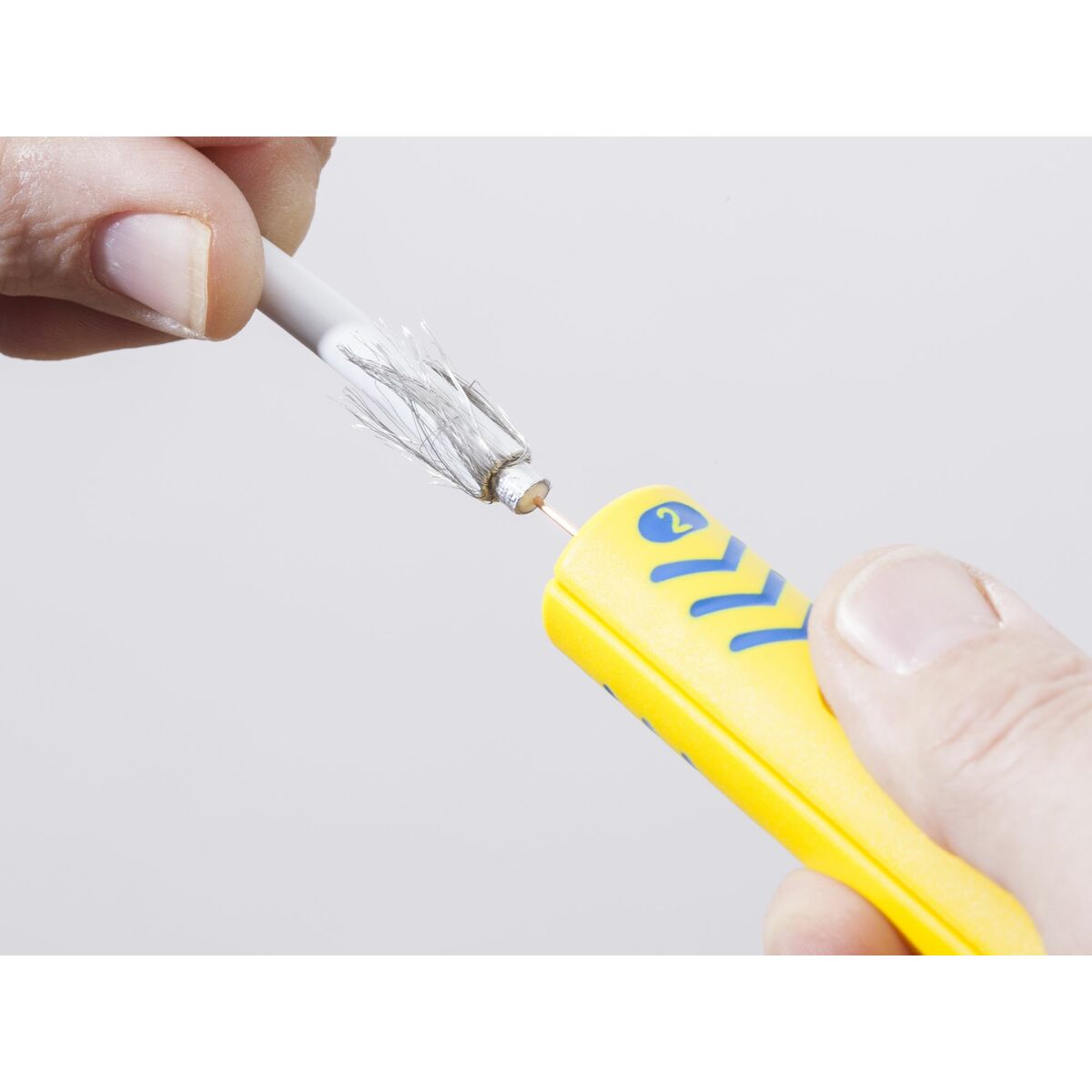 V4H9796163AE738D30A297FD9E0E8F307FDR6630017P8