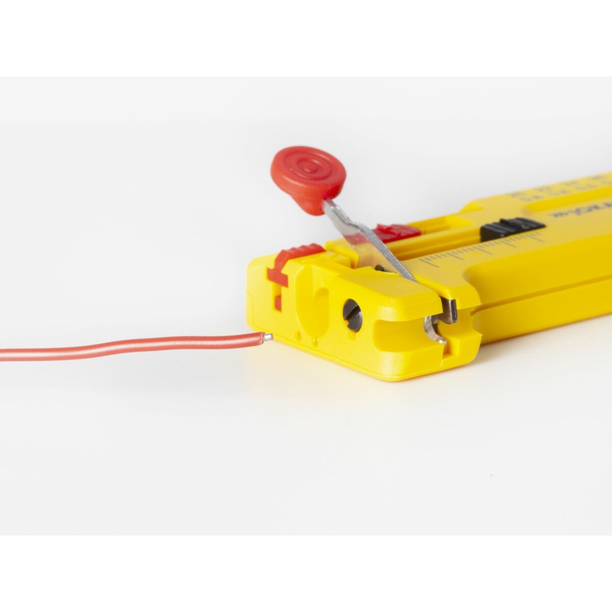 V4H64FAFB4E141642A3BF3B6A01AC4F020FR6630475P5