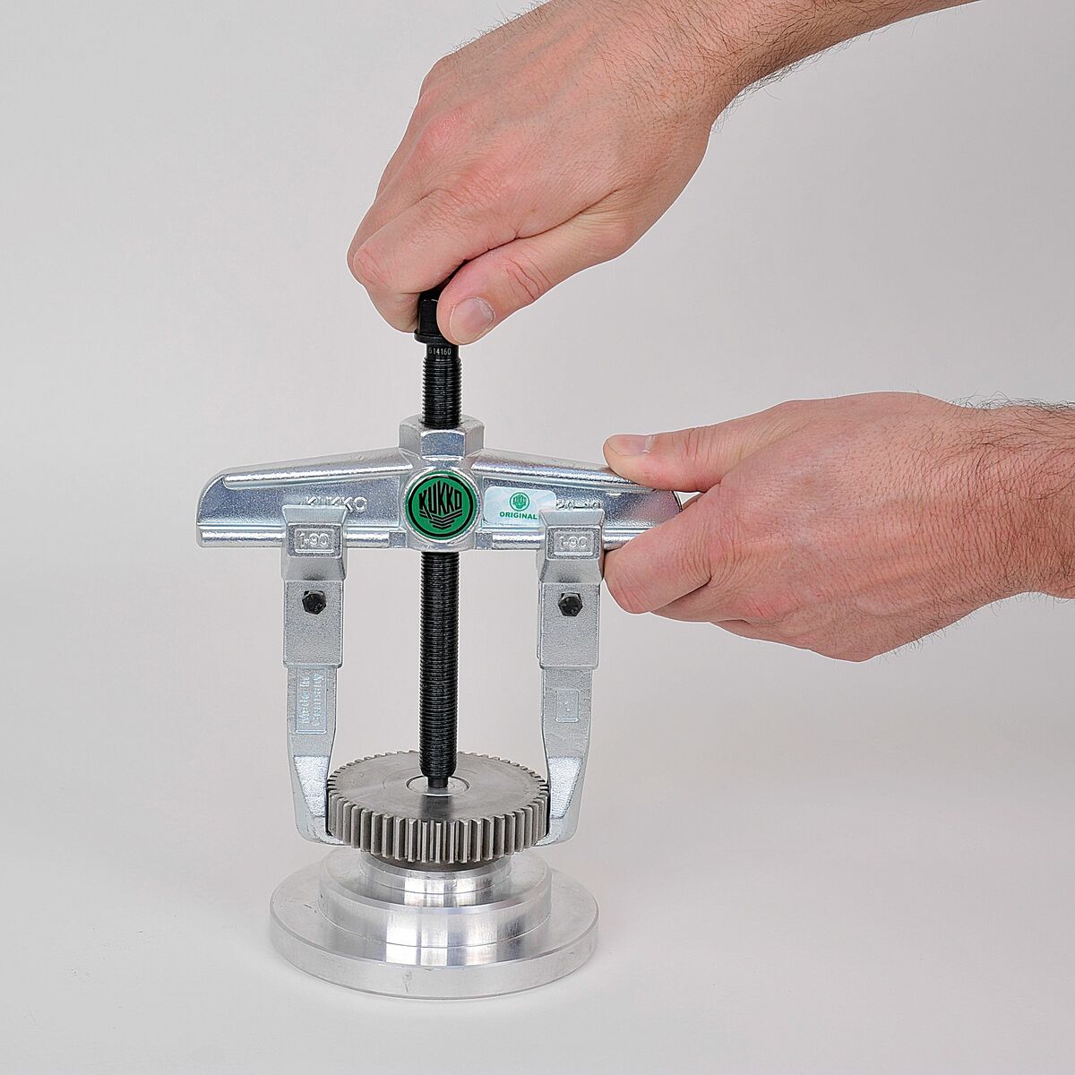 V3H10628DC70508C6DBA29FF3A35B85BA6AR7061623P7