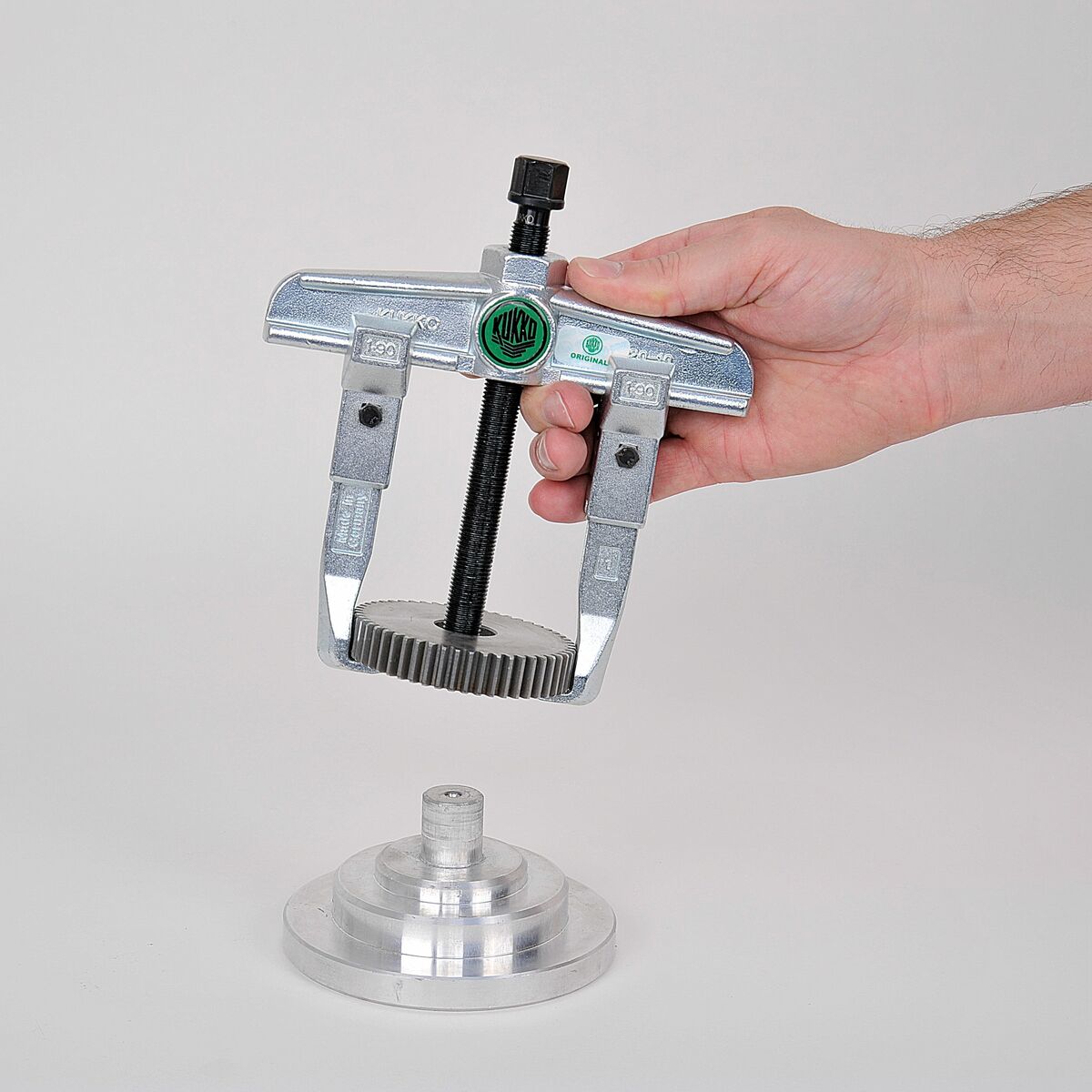 V3H7B0DC36DD1687C2EC168F0E5D477F243R7061628P9