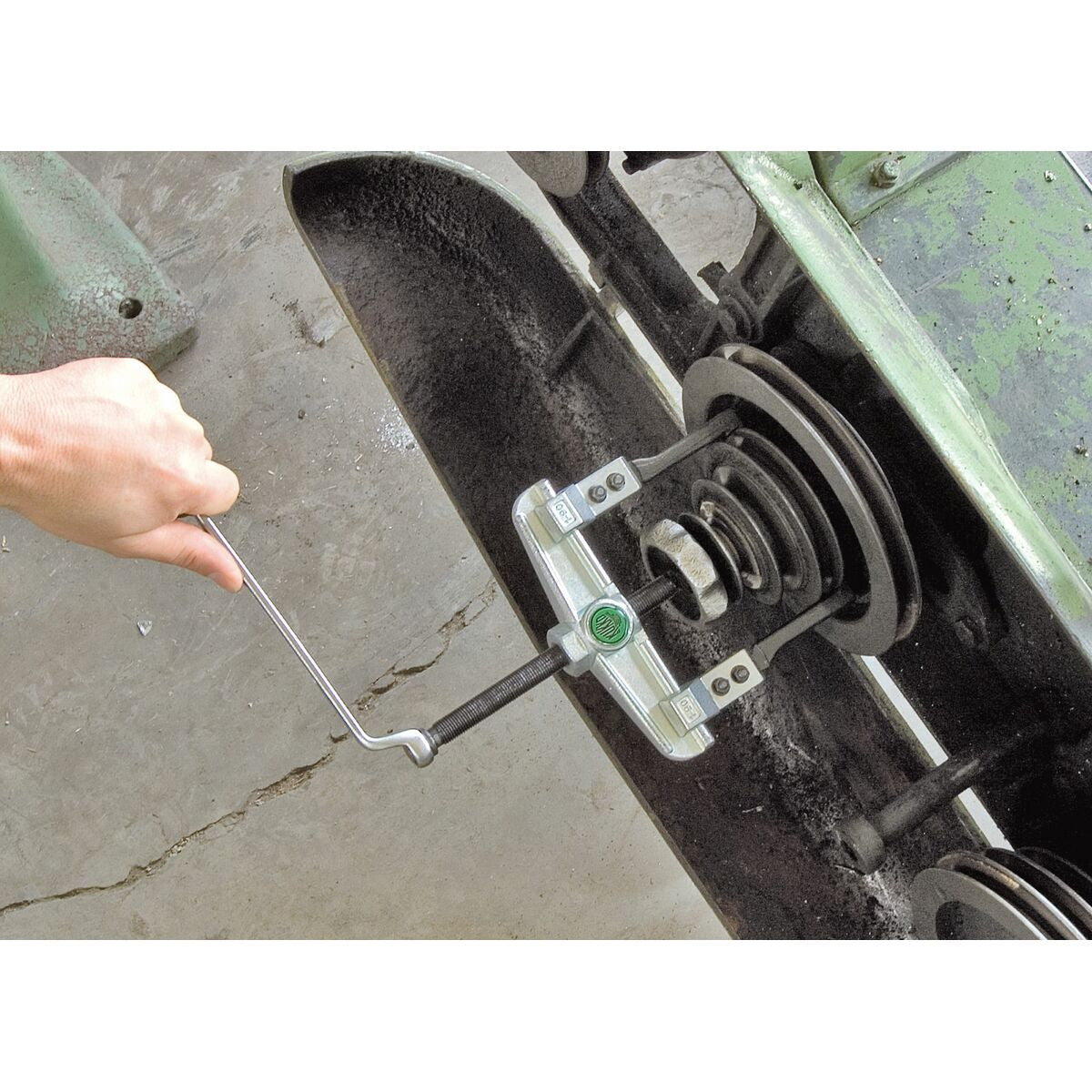 V3HEA8128DEB2836EEF398531FAEAFB01E7R7061686P4