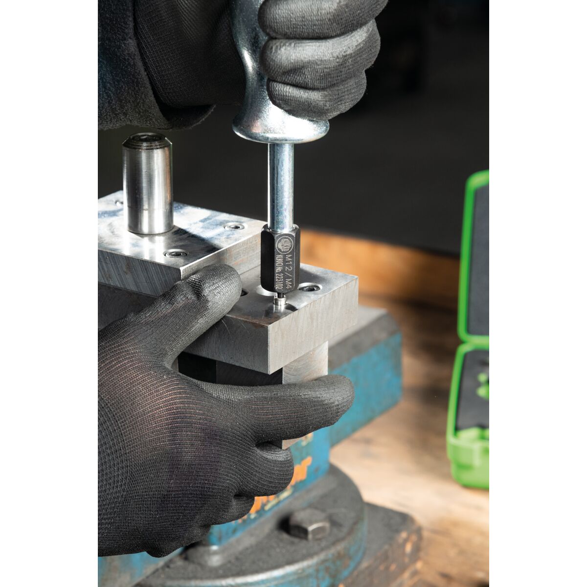 V3HA063C5F3A6BBFA8B4177F4891FAE8B5AR7381260P9