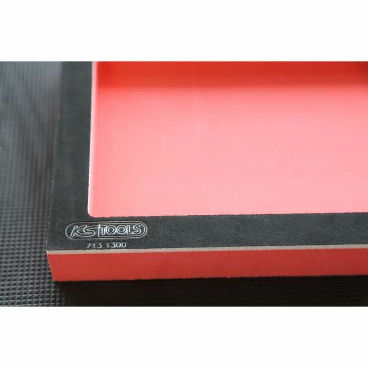 V3H66EC75657696A96DC1B1C3E800D7F0A5R7069257P3