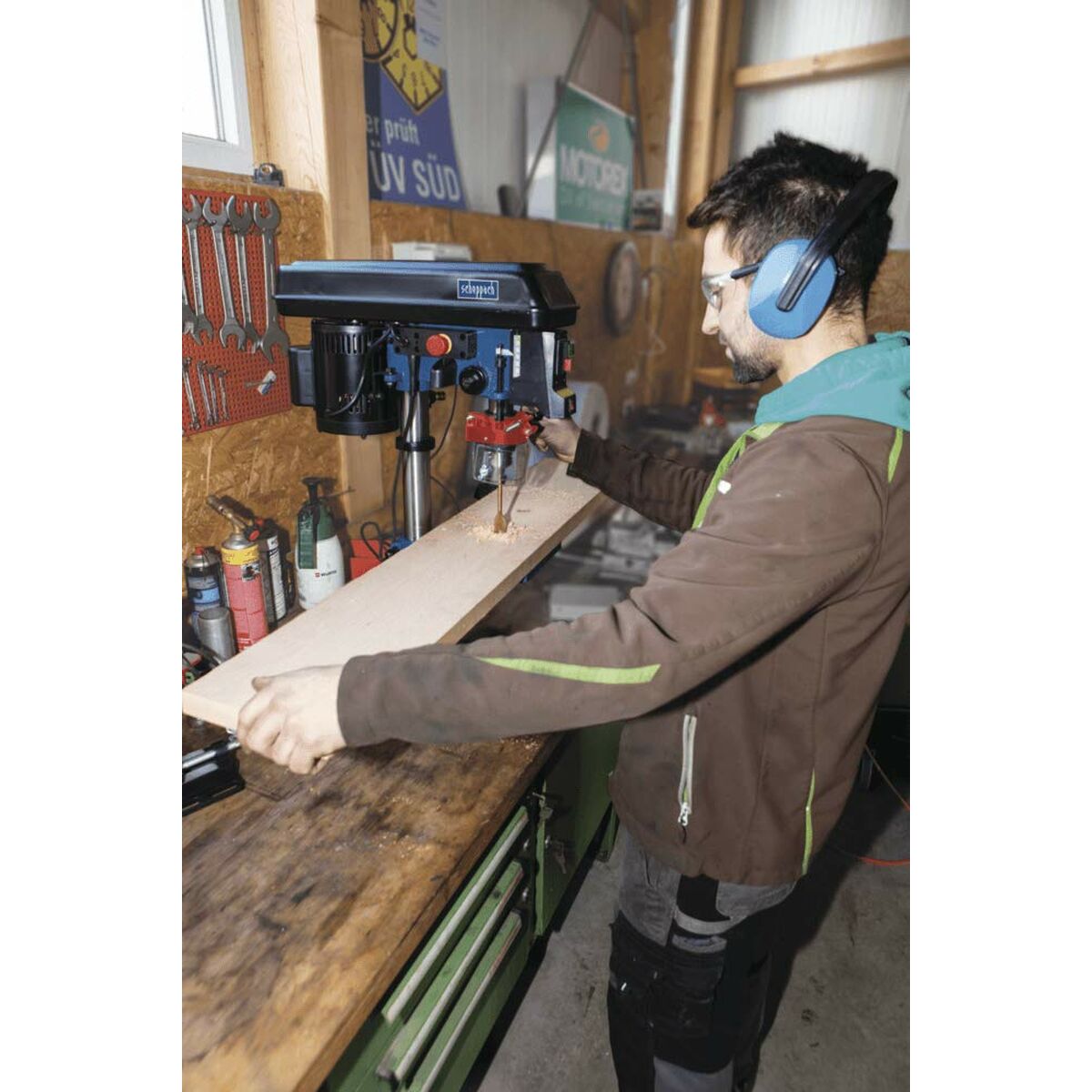 V8H8D7970B06F664BEBB43C8279C482CD02R7345682P9