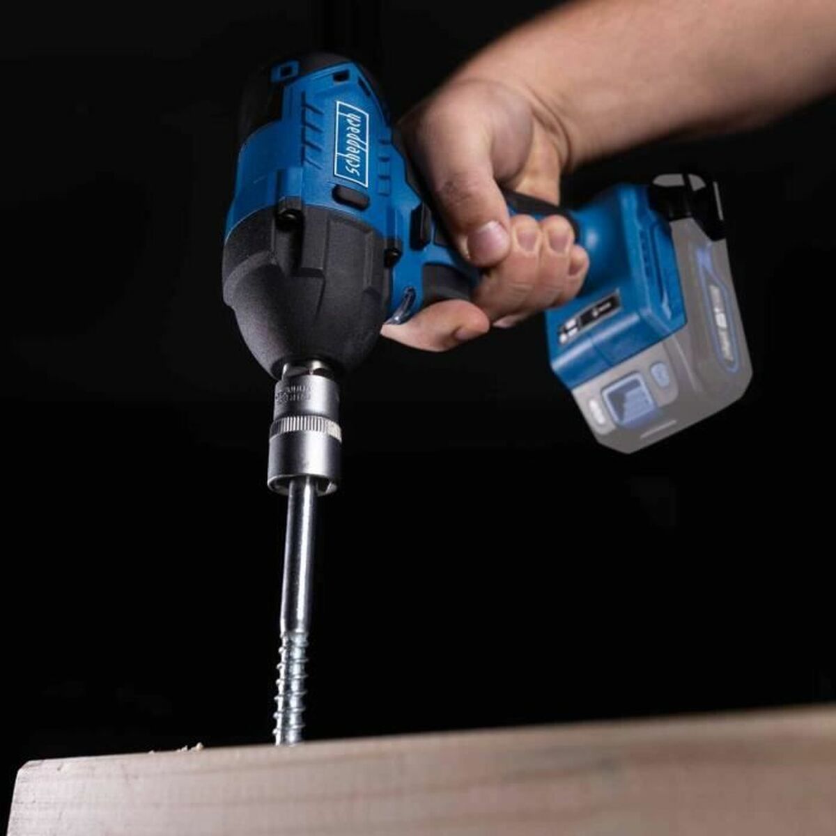 V9H0A0D0EA4DD11FDB7D44A8318C02413DBR7234084P5