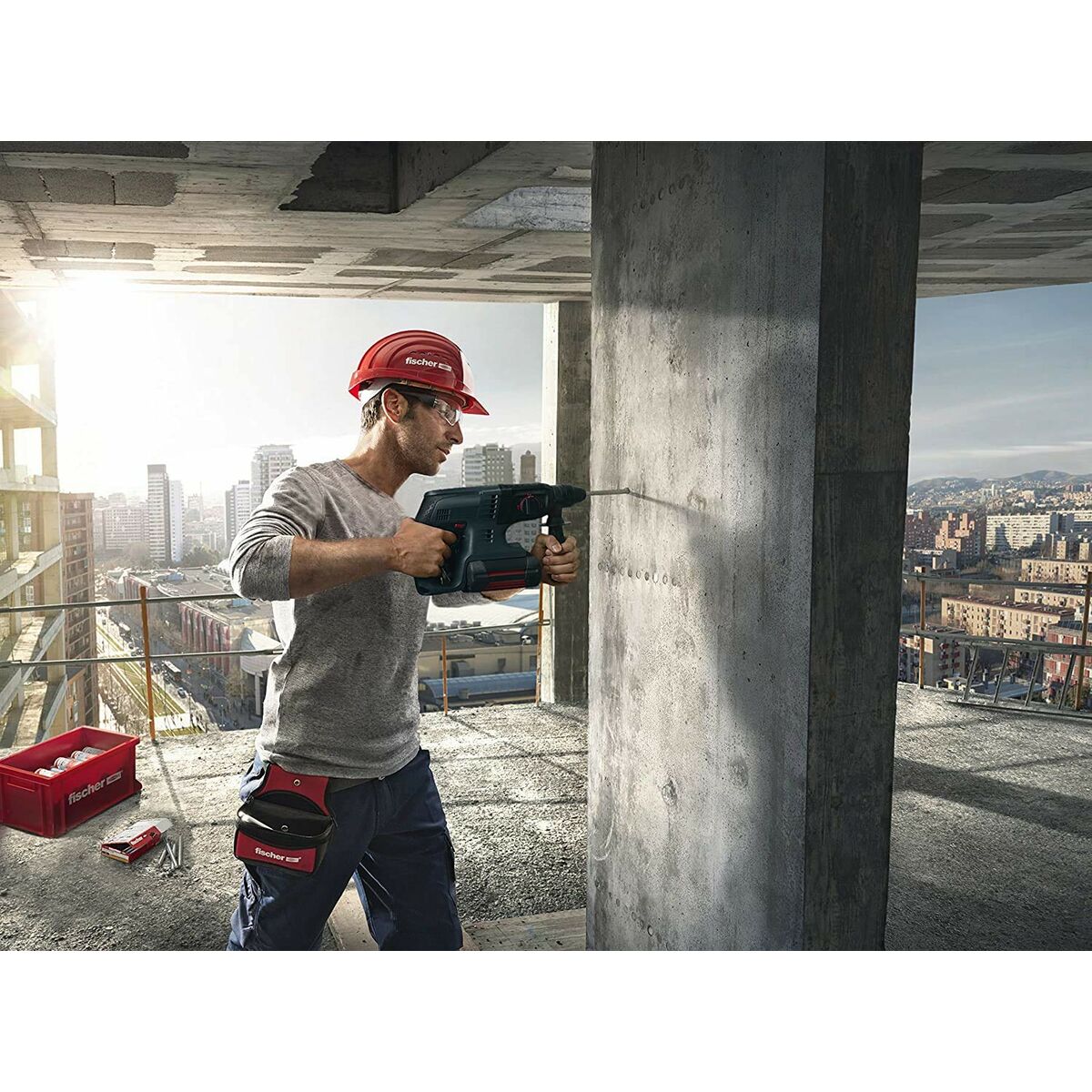 V8H2300FEFC945E340130CA3C0163EF12E1R3445581P3