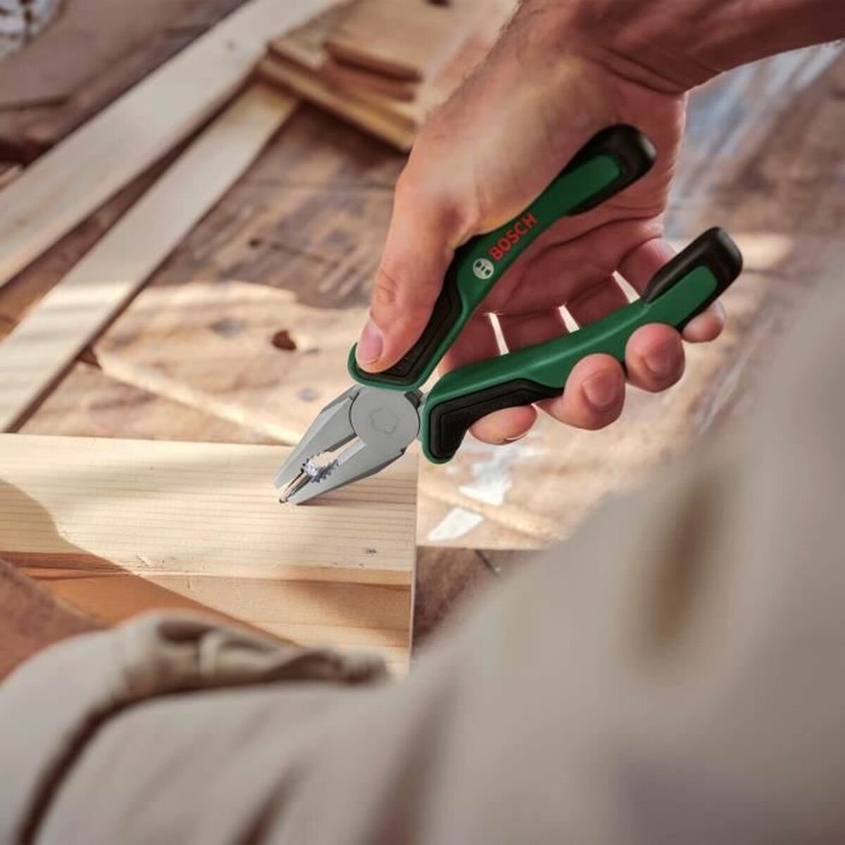 V4HA494CDD331AAC71A328879987C3063BER5837997P8