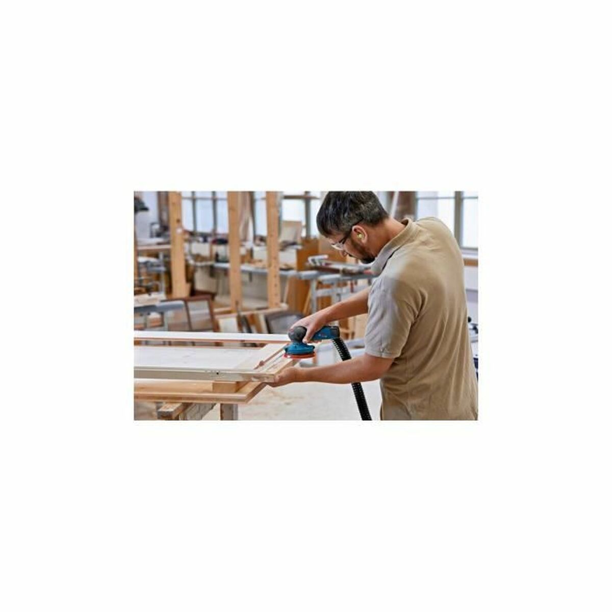 V8H43187D33BAE54E7A0B172AF299808964R3434349P3