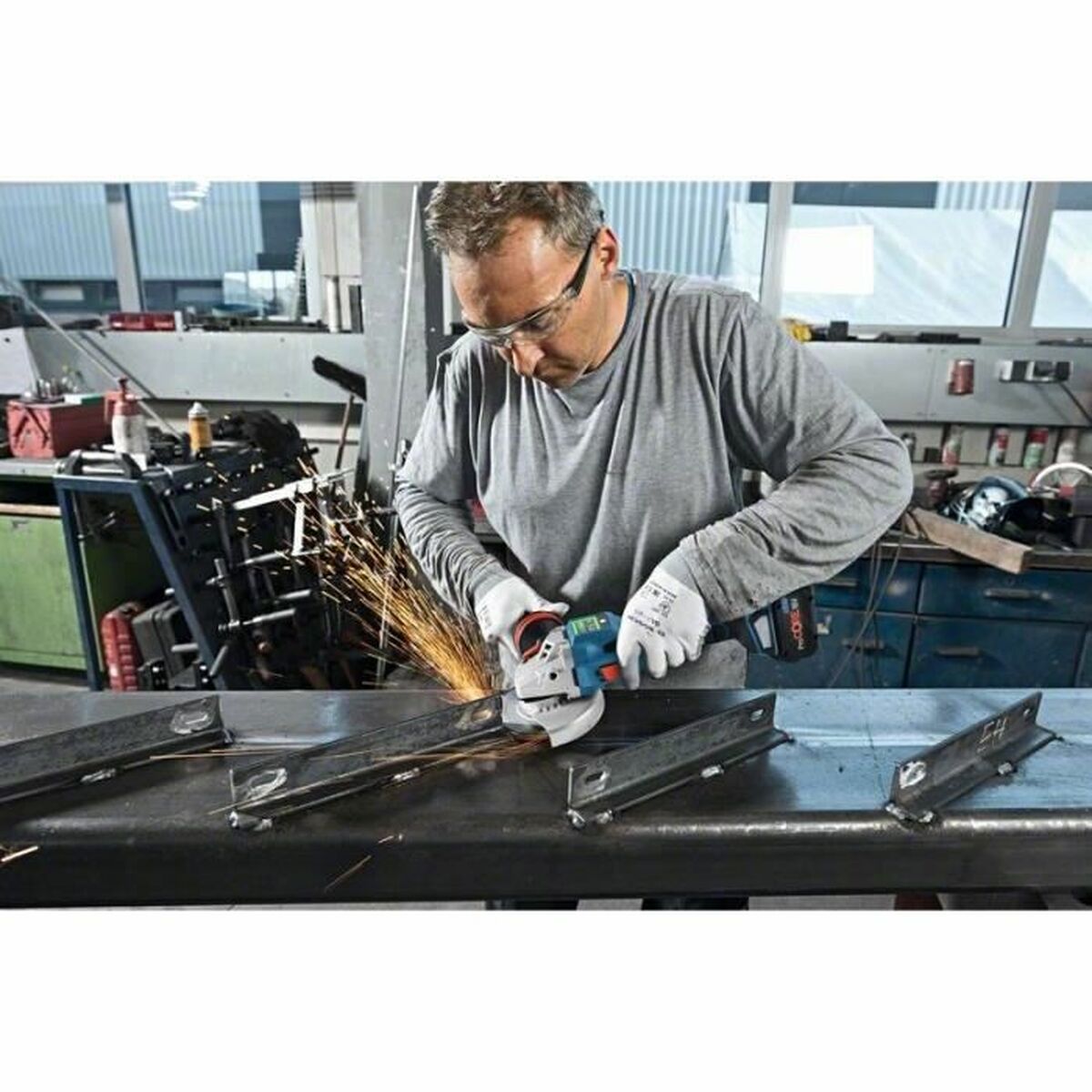 V7H74C650730831783607F9285AFBA04BFFR3434887P4