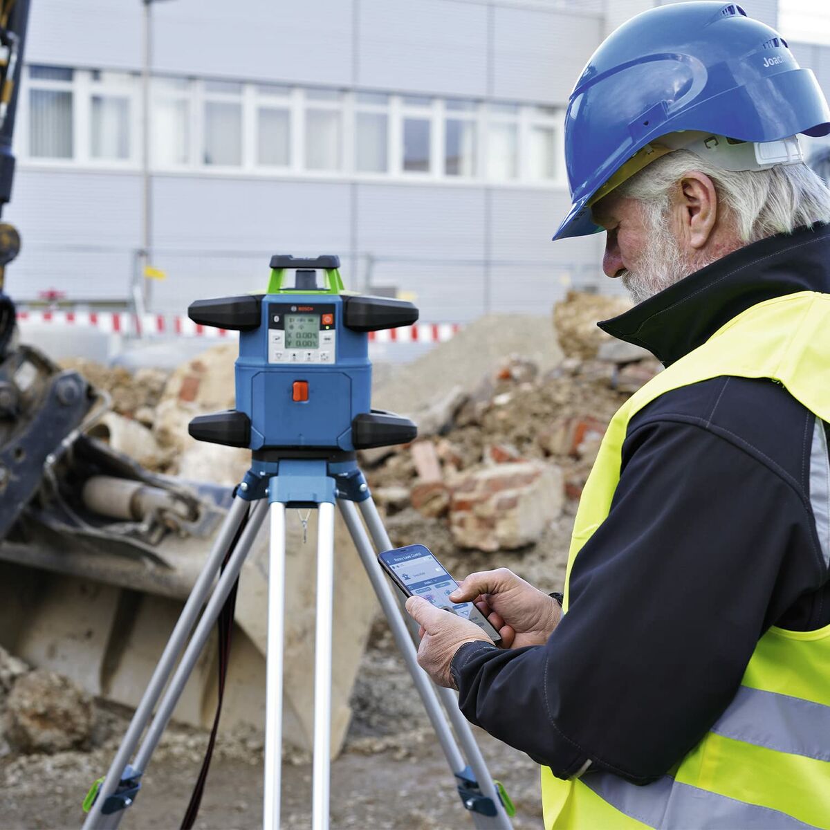 V4H4BE98C11FD40AF36E879A394D435378AR5838336P8