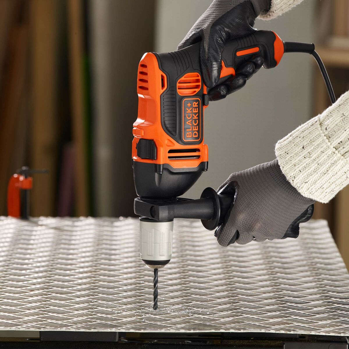 V10H41DE2349B921E3E509B42695AF25038FR5157832P5